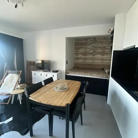 Apartment Prachtig Zeezicht Westcorner