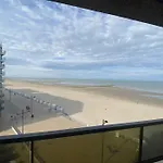 شقة Prachtig Zeezicht Westcorner ميدل كيرك
